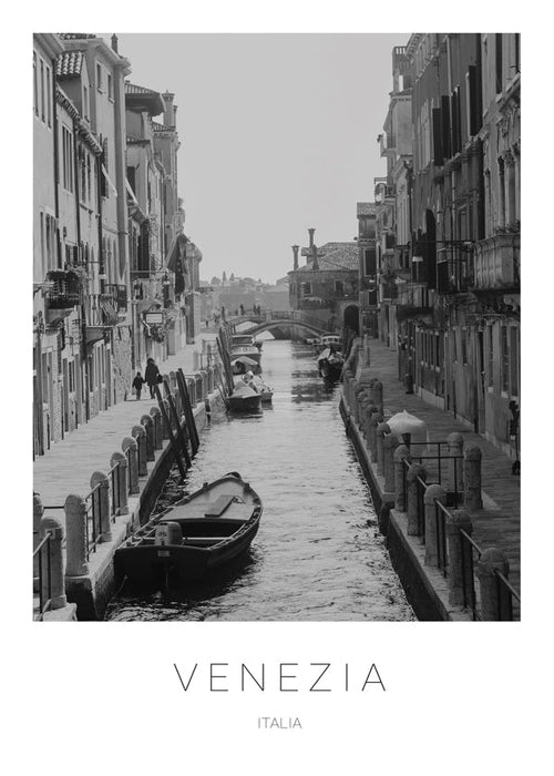 Stadtbild — Venedig Kanal in Schwarzweiß
