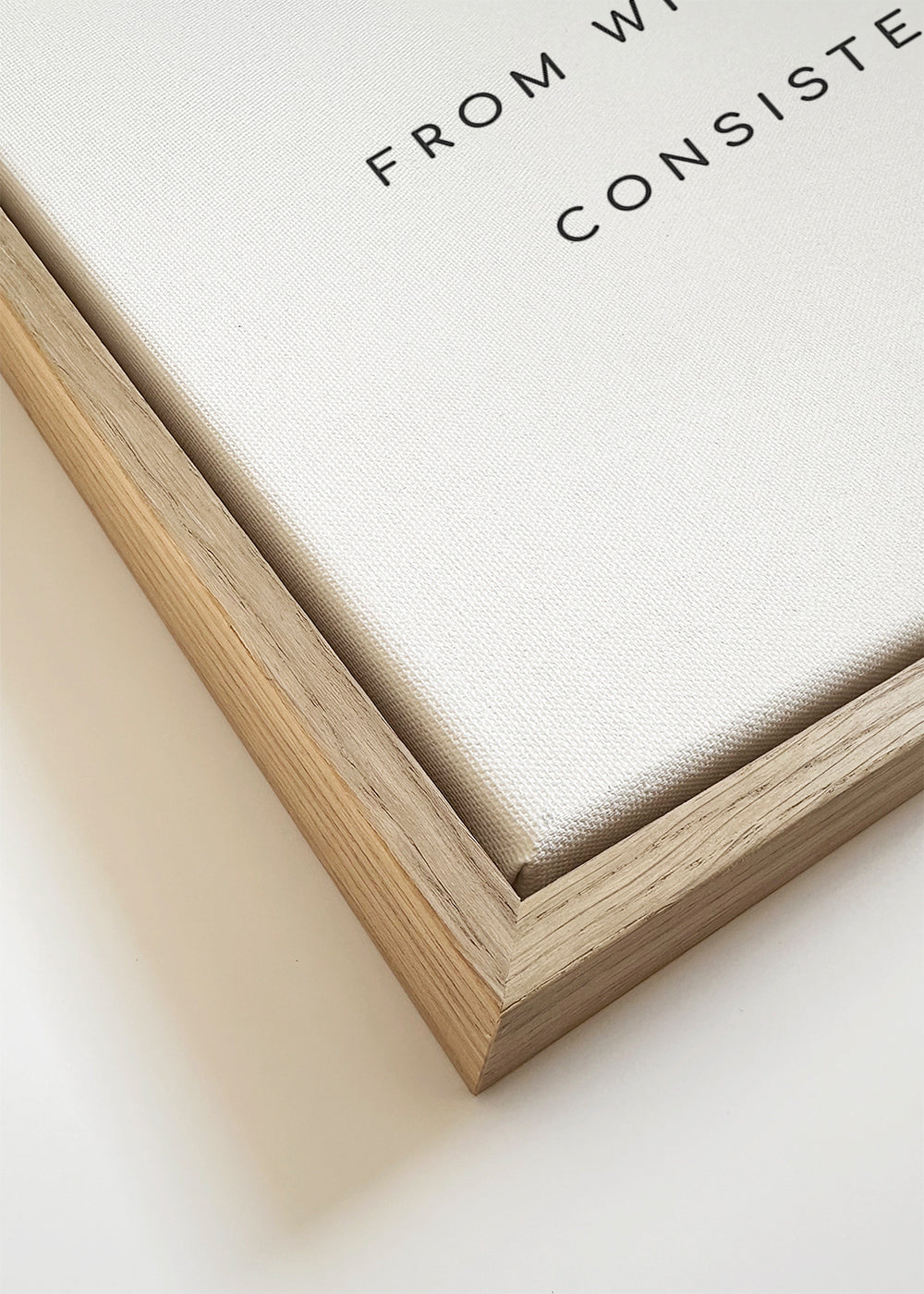 Minimalistische poster met gecentreerde motiverende quote