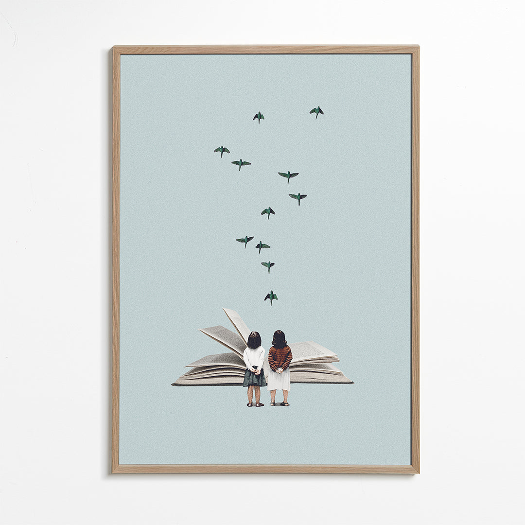 Illustratie van kinderen en vogels op een open boek