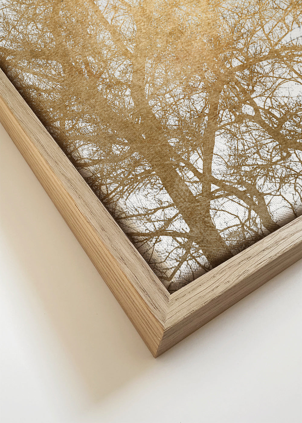 Landschap poster met gouden bomen en vliegende zwerm