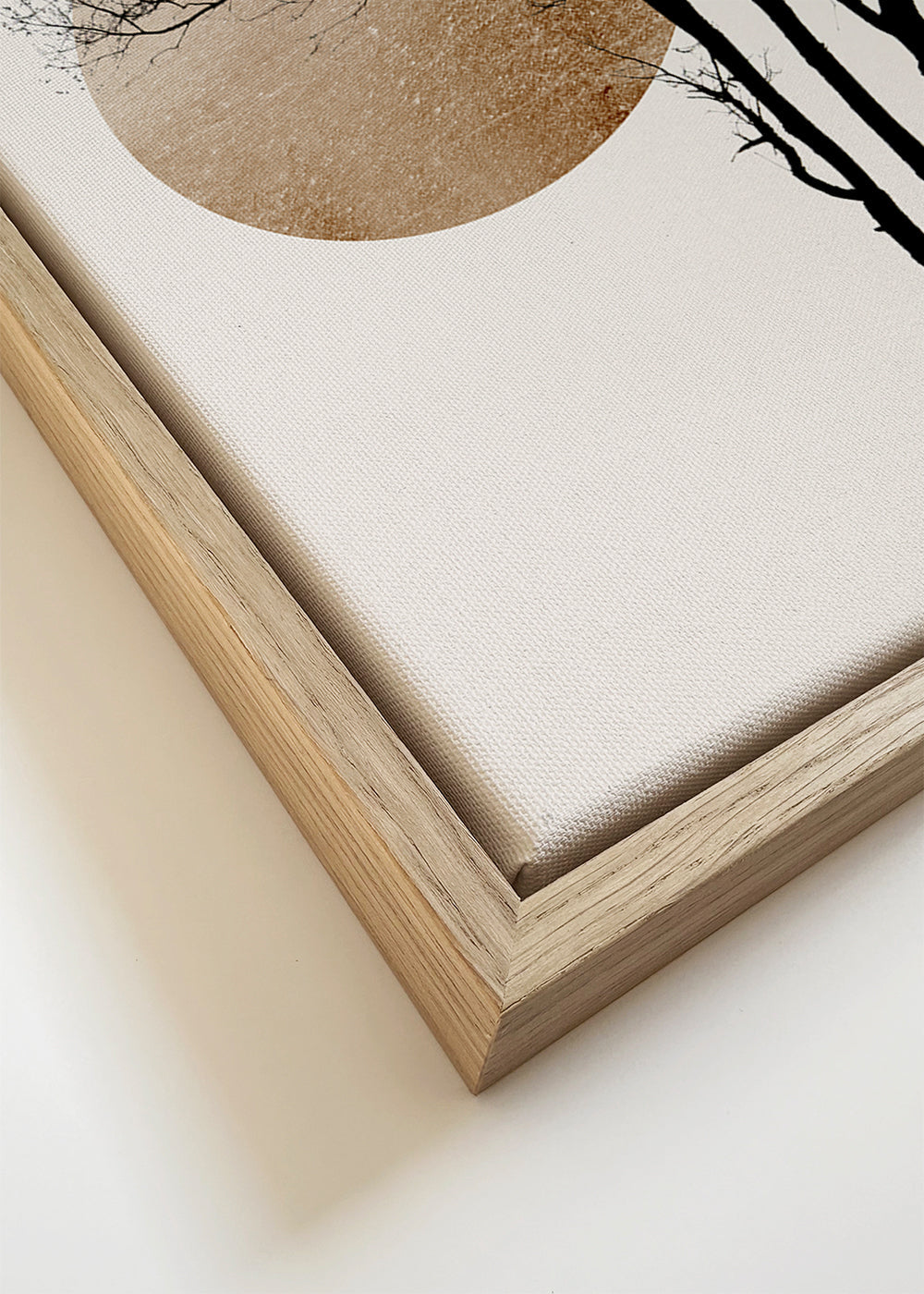 Botanische print: boom-silhouet met gouden schijven