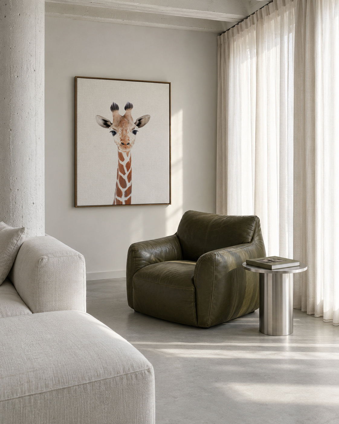 Baby Giraffe - Framed canvas in an interior