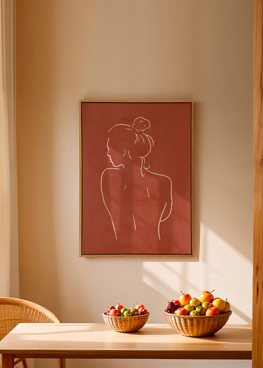 Lijnillustratie vrouwentorso sienna