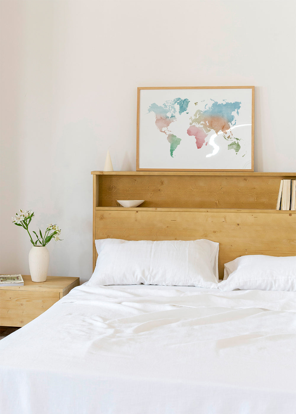 Reisposter: wereldkaart aquarel pastel