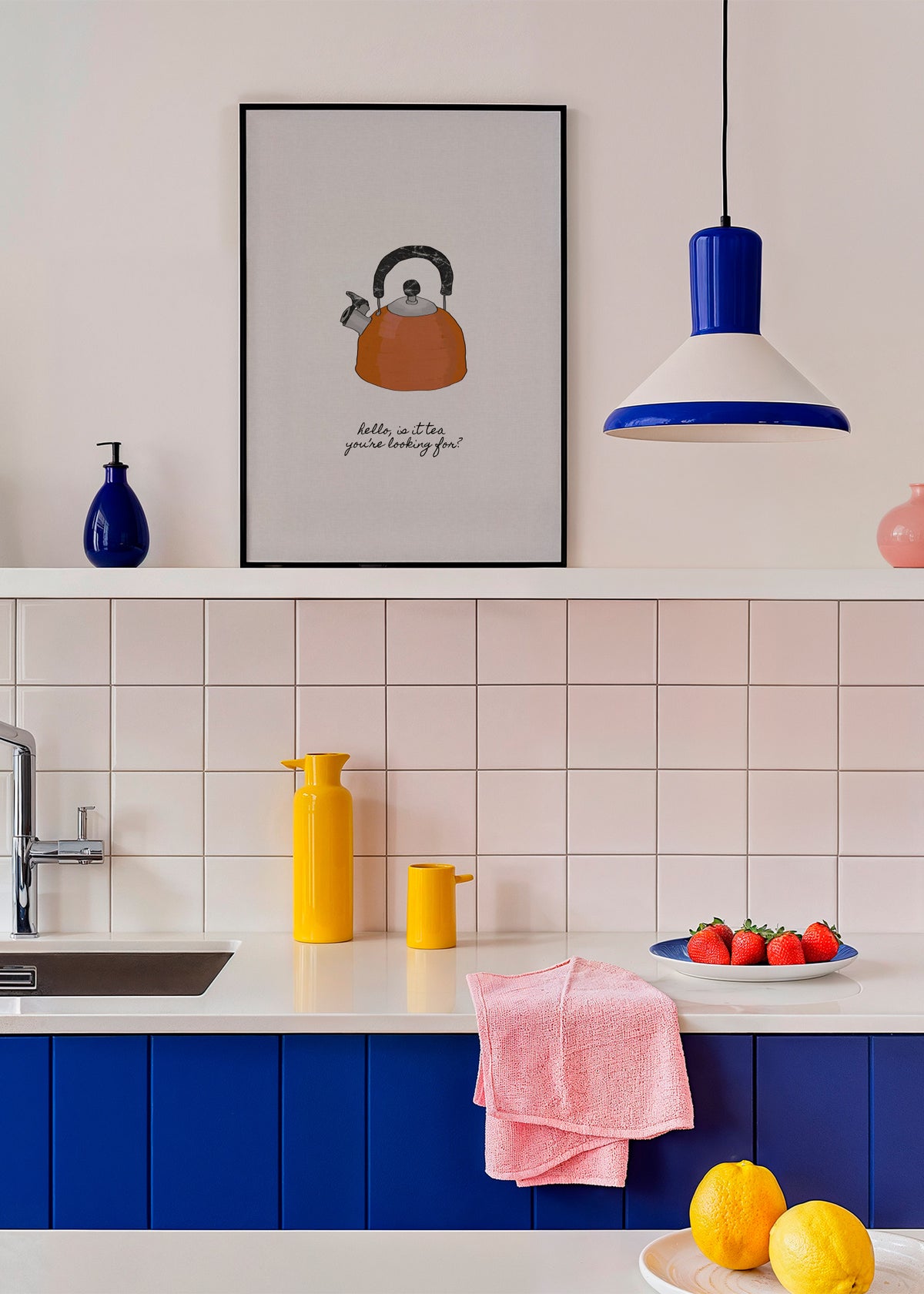 Hello is it tea - Framed poster in an interior