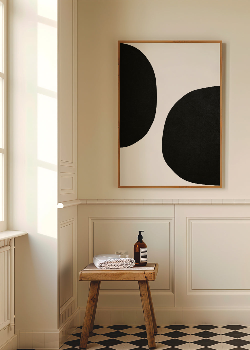 Minimalistisch ontwerp met organische zwarte vormen