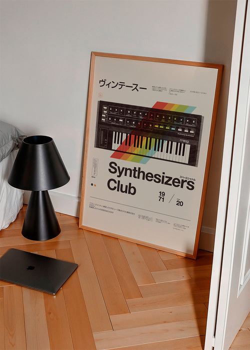 Vintage poster met analoge synthesizer