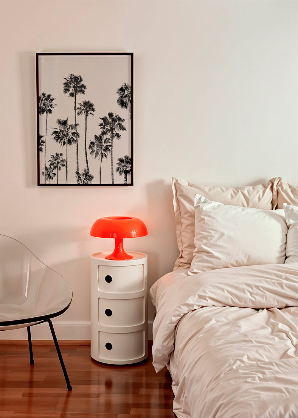 Zwart-wit kunst met hoge palmen