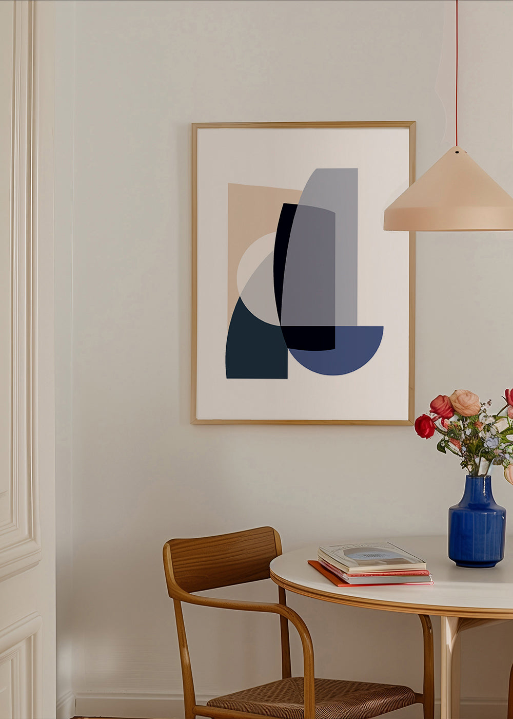 Abstract werk met gelaagde geometrische vormen