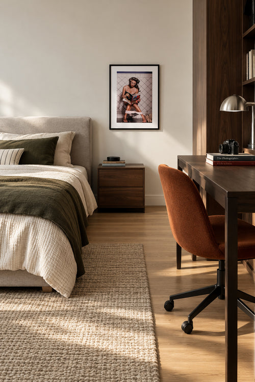 Multitasking - Framed poster in an interior