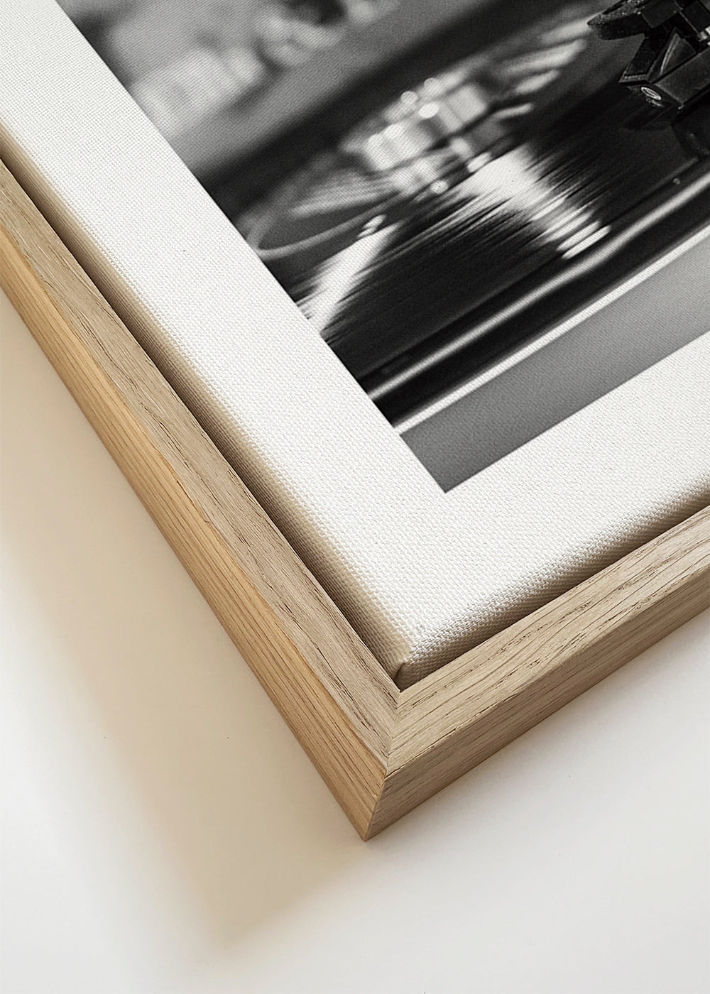 Vintage print: vinylplaat en draaitafel close-up
