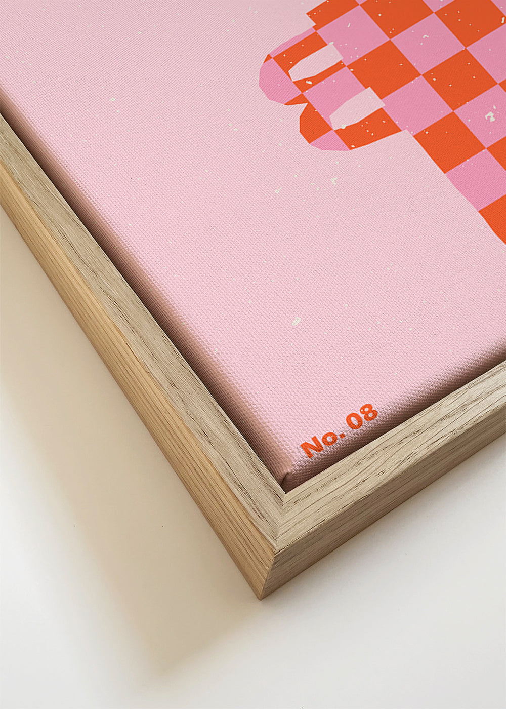 Botanische print: oranje bloem op roze achtergrond