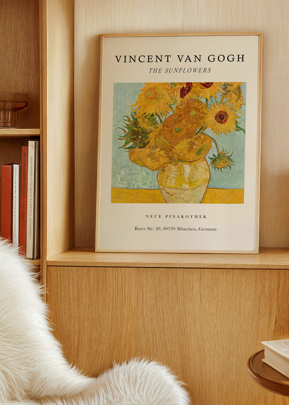 Botanische poster: Zonnebloemen in gele vaas