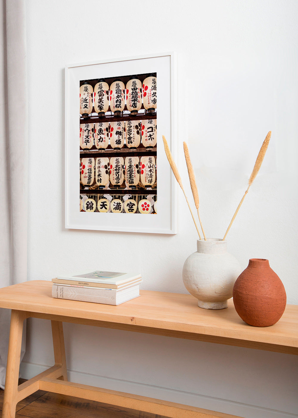 Photographie de lanternes japonaises en rang – Product2