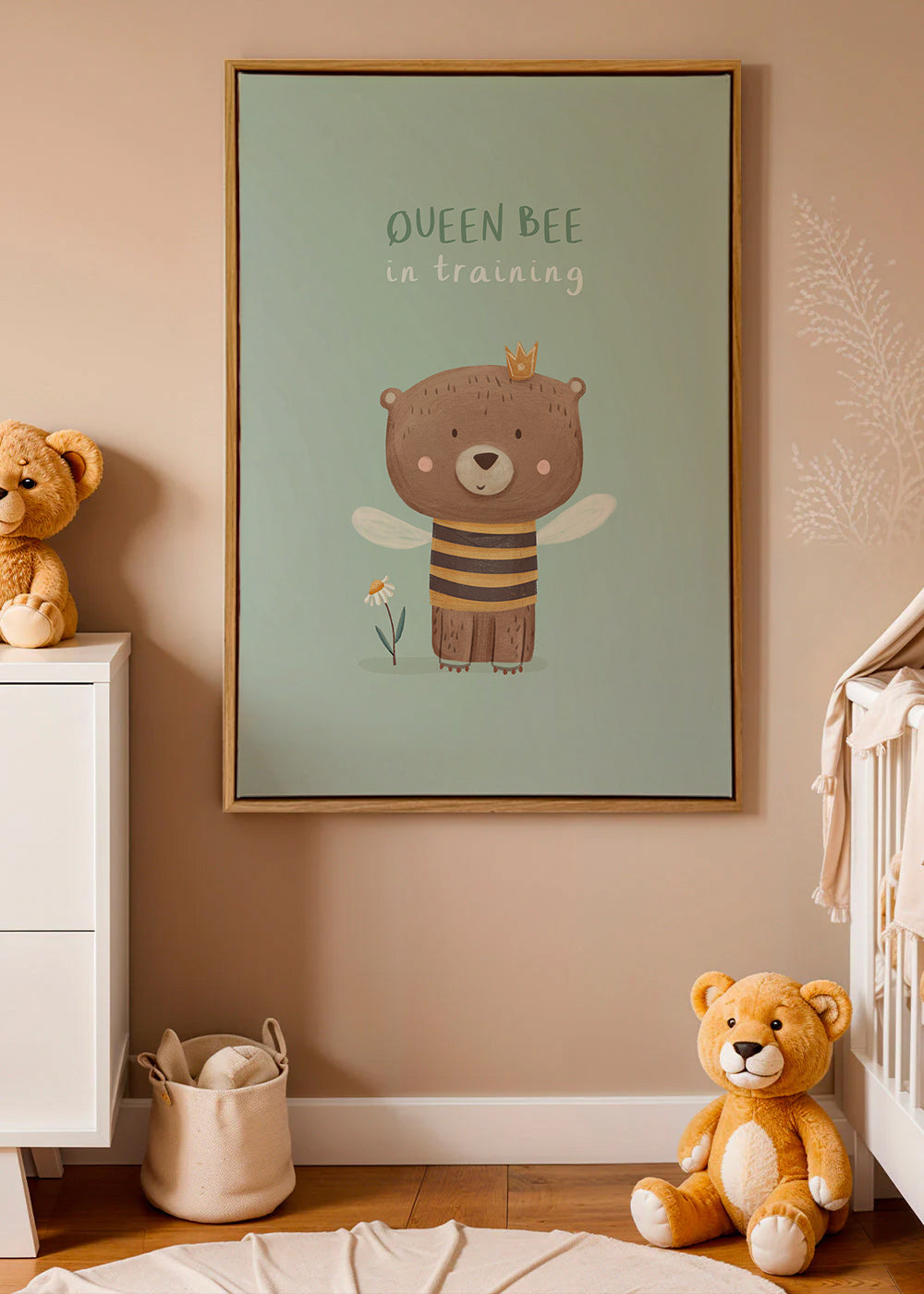 Kinderposter Beer 'Queen Bee' met kroon