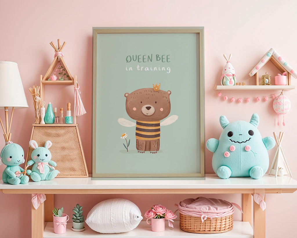 Kinderposter Beer 'Queen Bee' met kroon