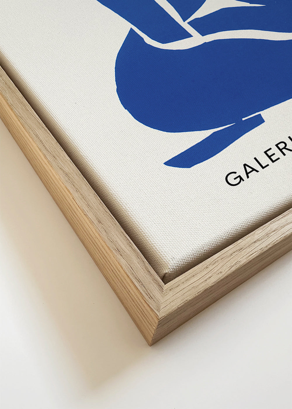Illustratie van blauwe vrouwelijke figuur uitgesneden