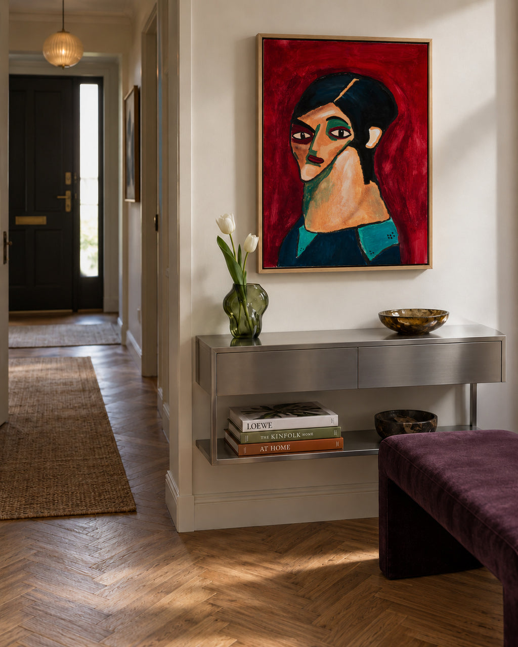 Ojos negros - Jesús Llorente - Framed canvas in an interior