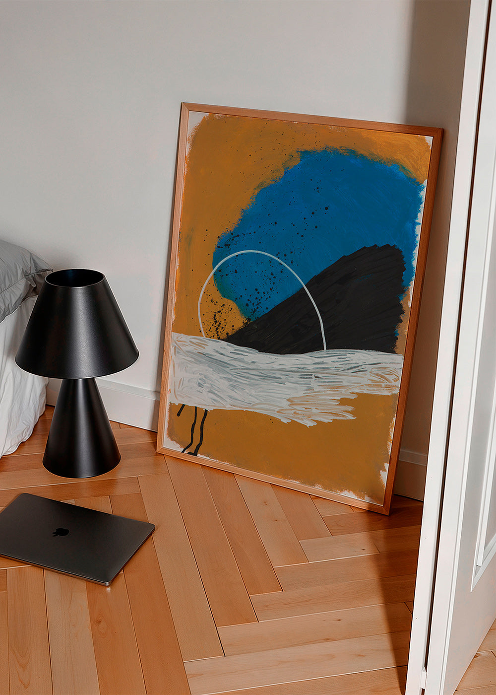 Abstraktes Bild Bogen an Küste in Ocker und Blau – Product2