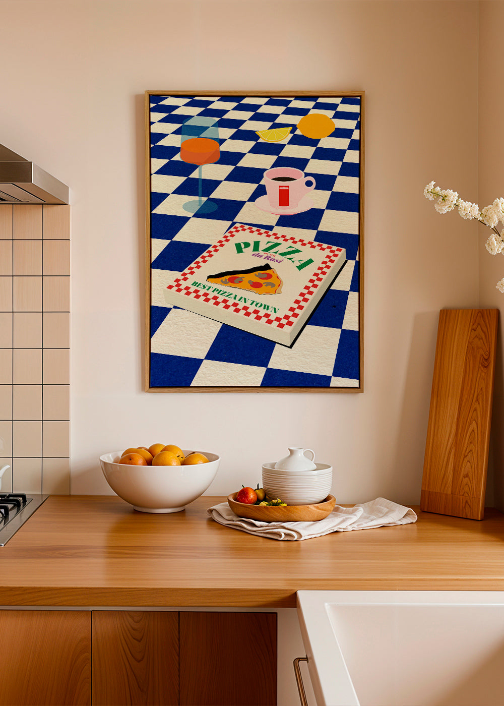 Keuken kunst met pizza en koffie op dambord