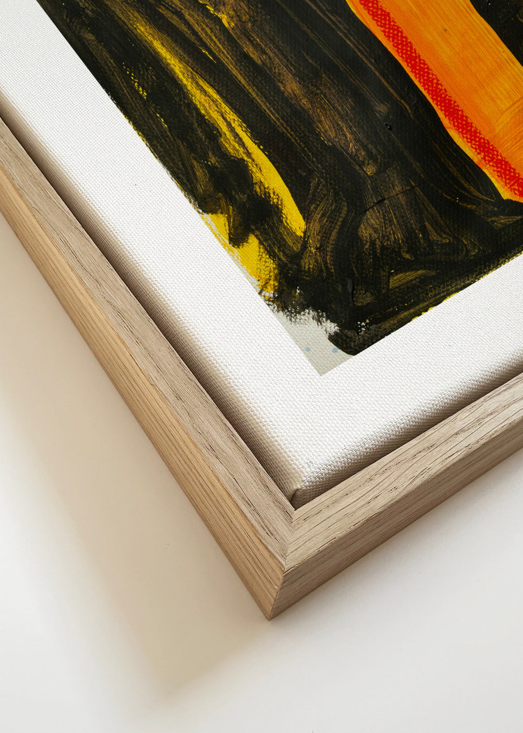 Red - Framed canvas detail