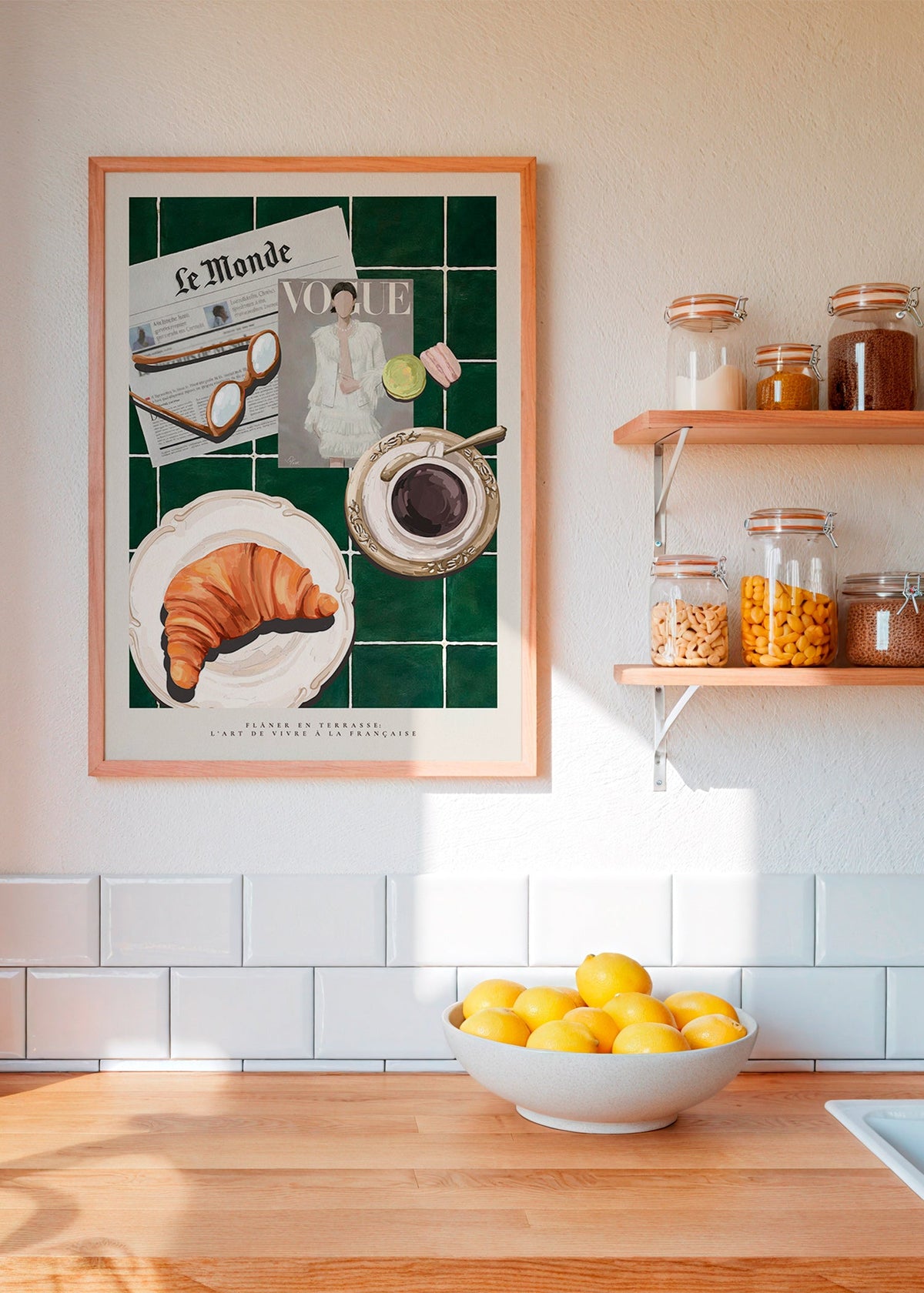 Keuken kunst met croissant en koffie