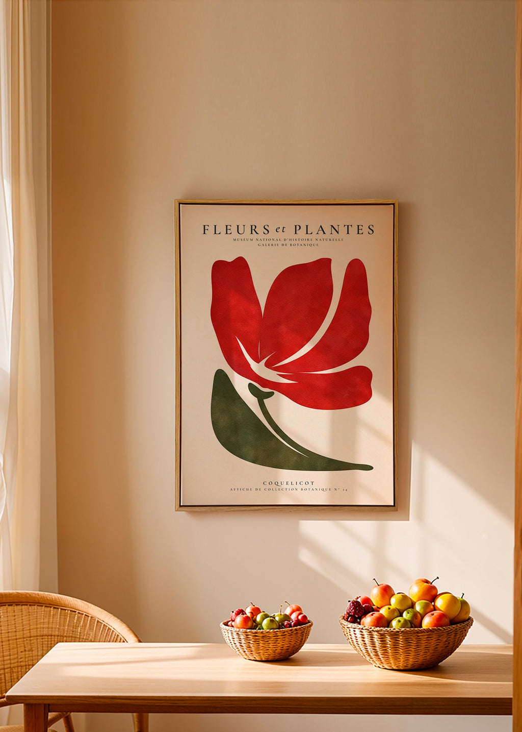 Botanischer Druck mit stilisiertem roten Mohn