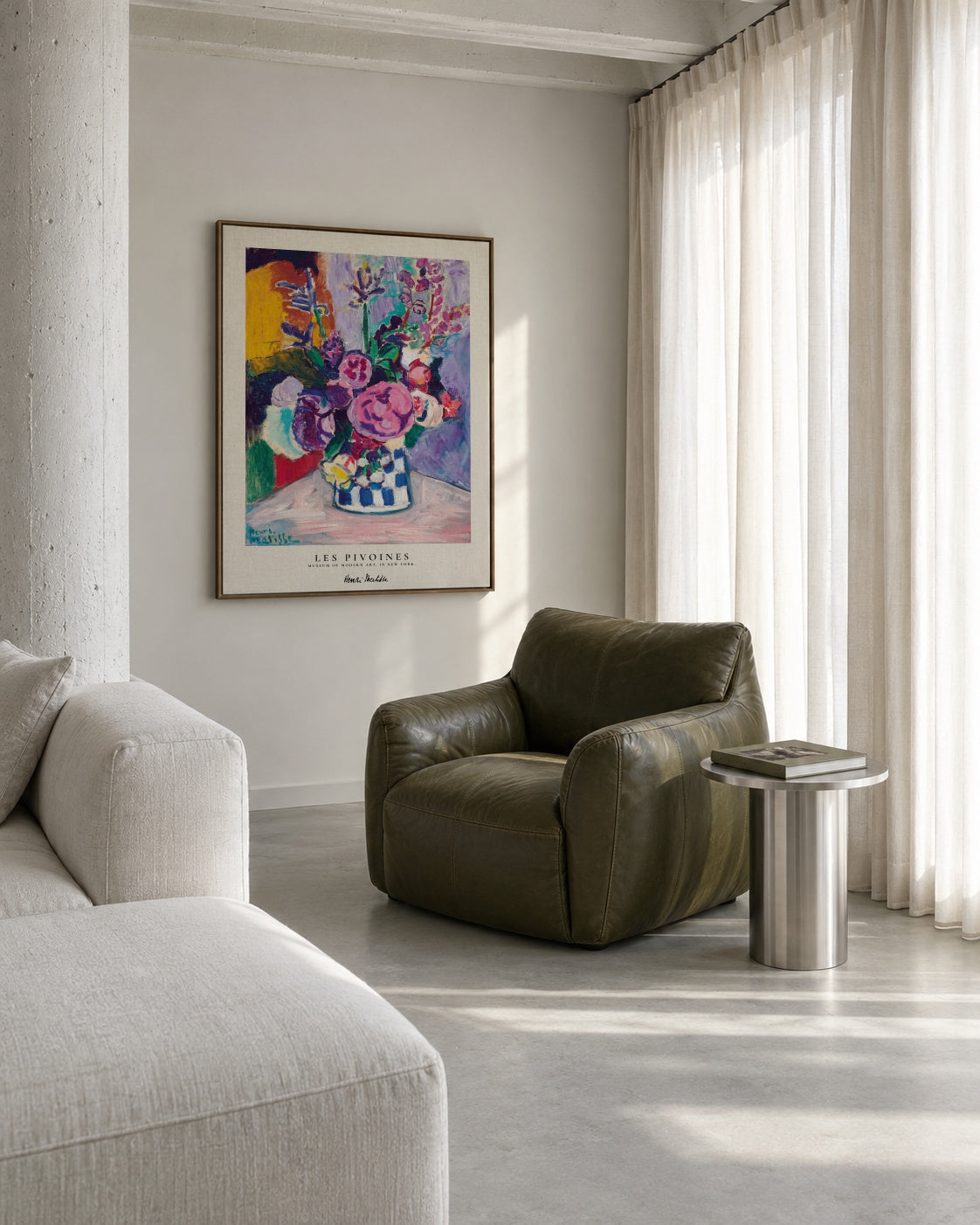 Henri Matisse Les Pivoines - Framed canvas in an interior