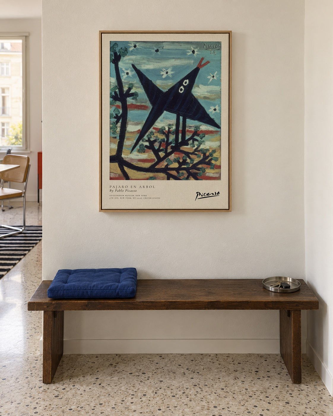 Pajaro en Arbol by Pablo Picasso - Framed canvas in an interior