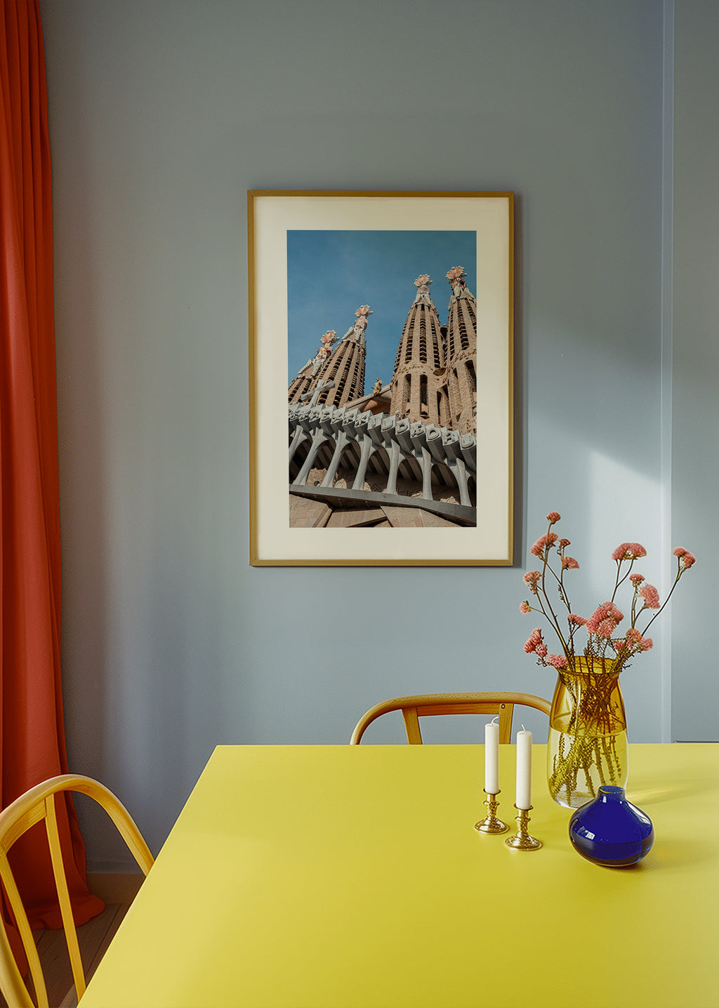 Städtebild Sagrada Família Fassade vertikal