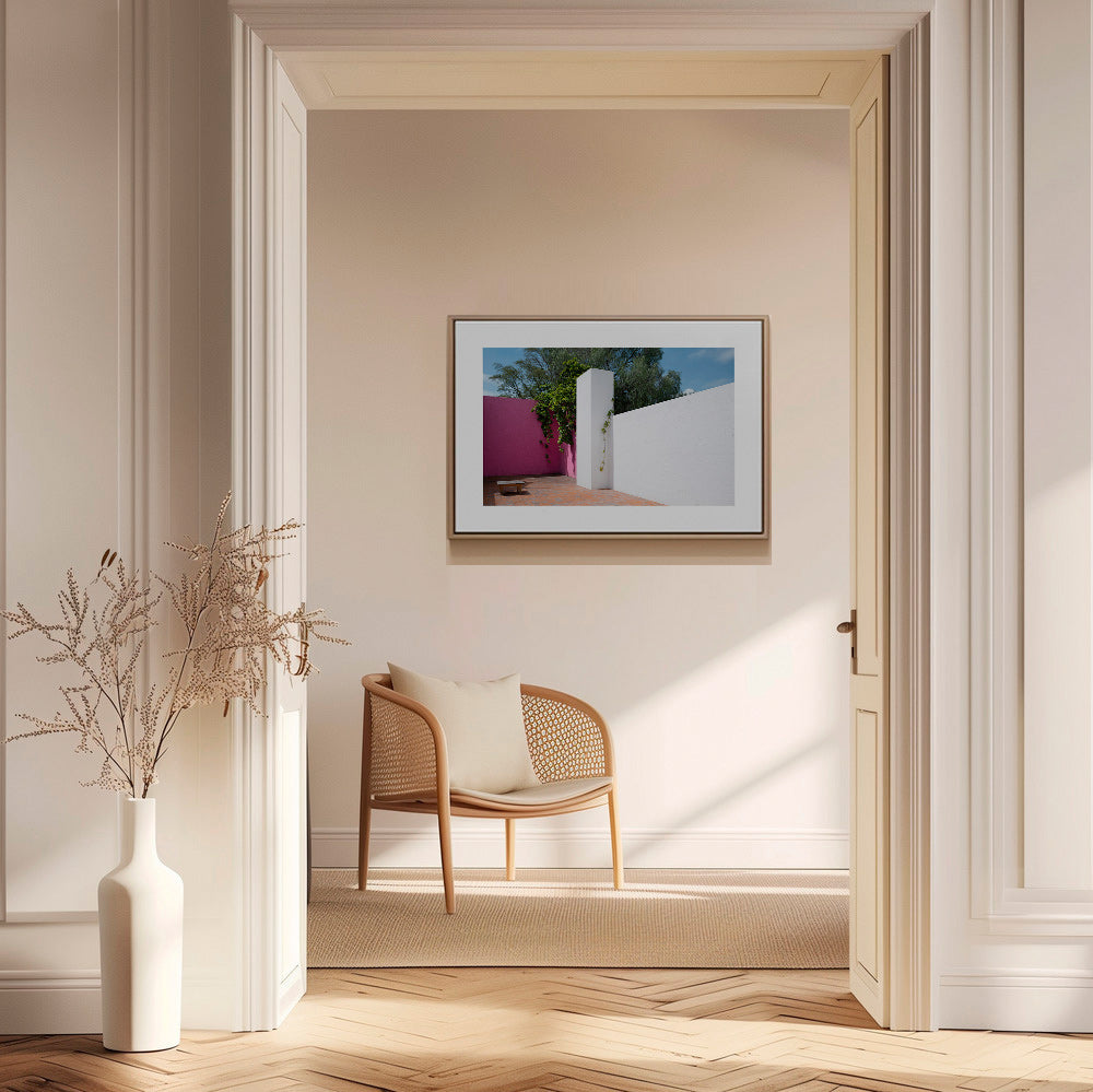 Minimalistisch design hof in roze en wit