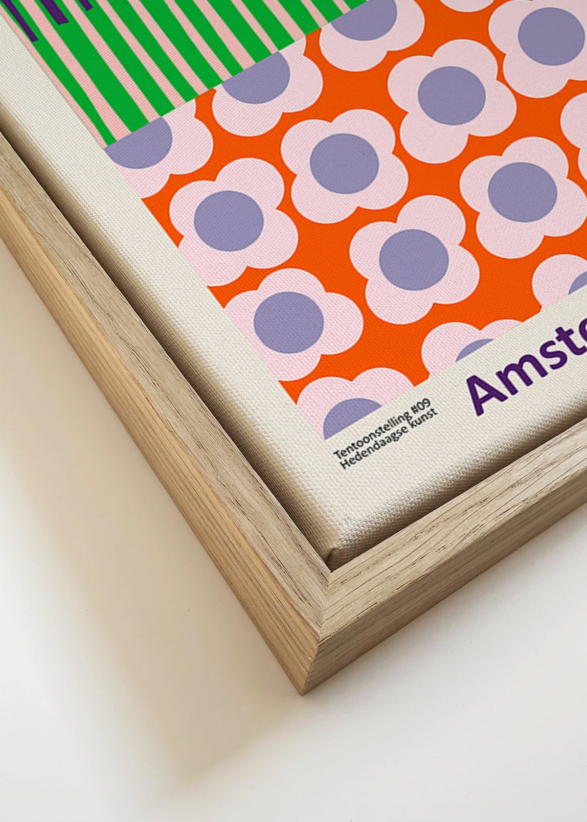 Reisposter Amsterdam met grafisch bloemmotief – Canvas detail