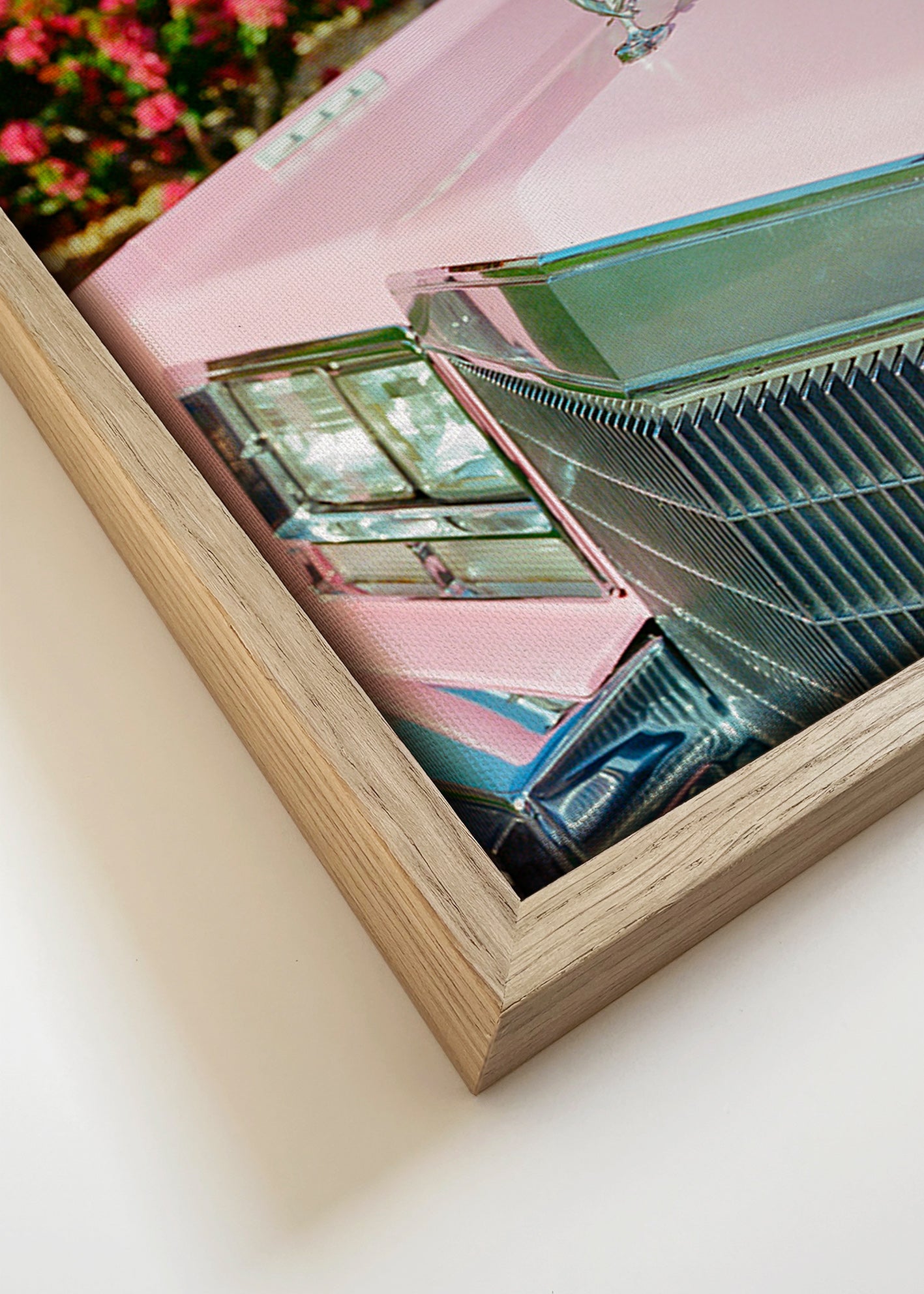 Vintage print Roze Cadillac – Canvas detail