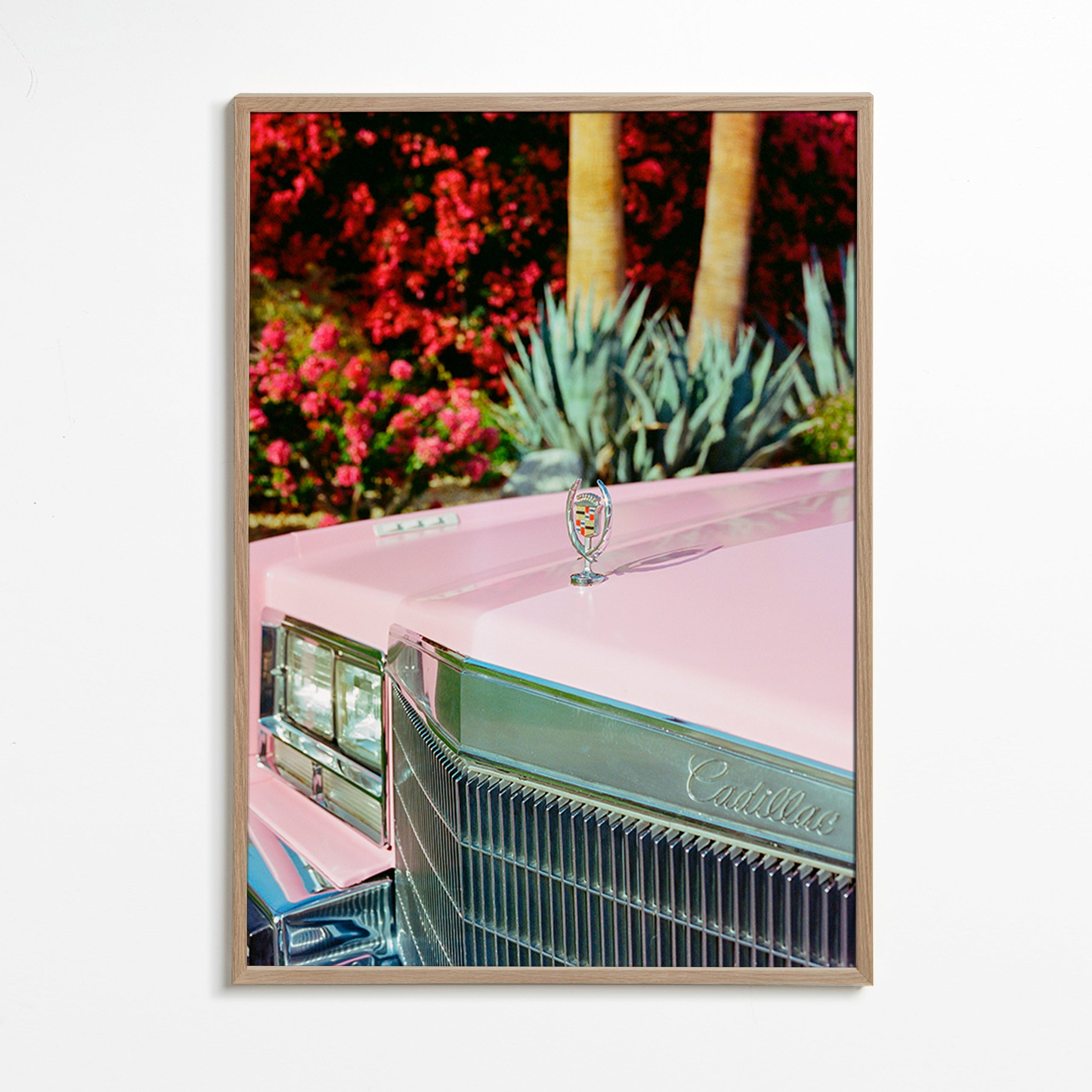 Vintage print Roze Cadillac – Oak Frame