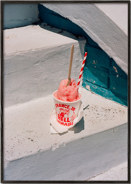 Keuken kunst: roze sorbet op witte trappen – Black Frame