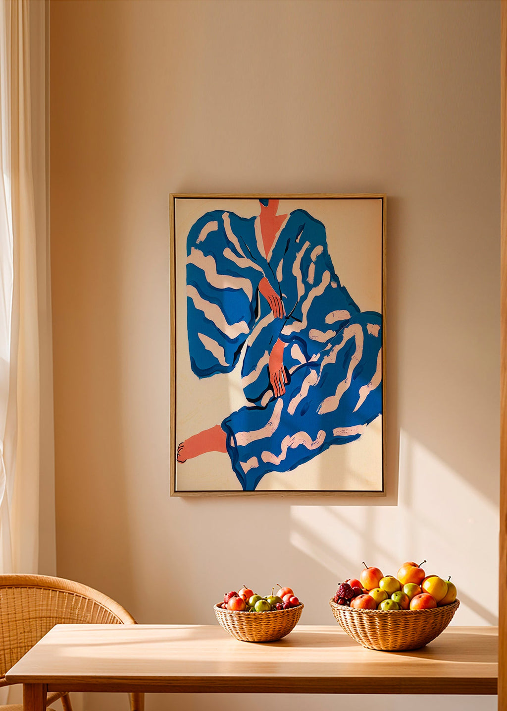 Illustratie van zittend figuur in blauwe mantel – Canvas1