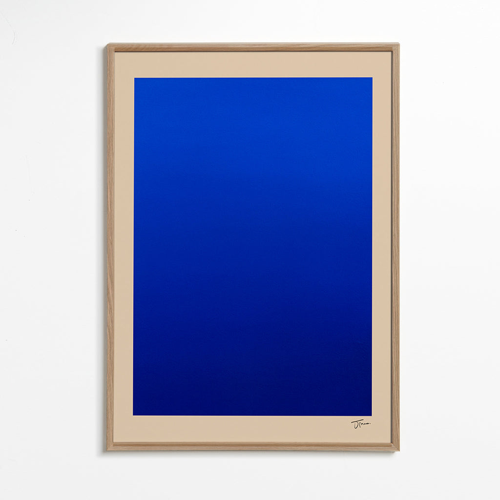 Abstract kunst blauw vlak met beige rand – Oak Frame