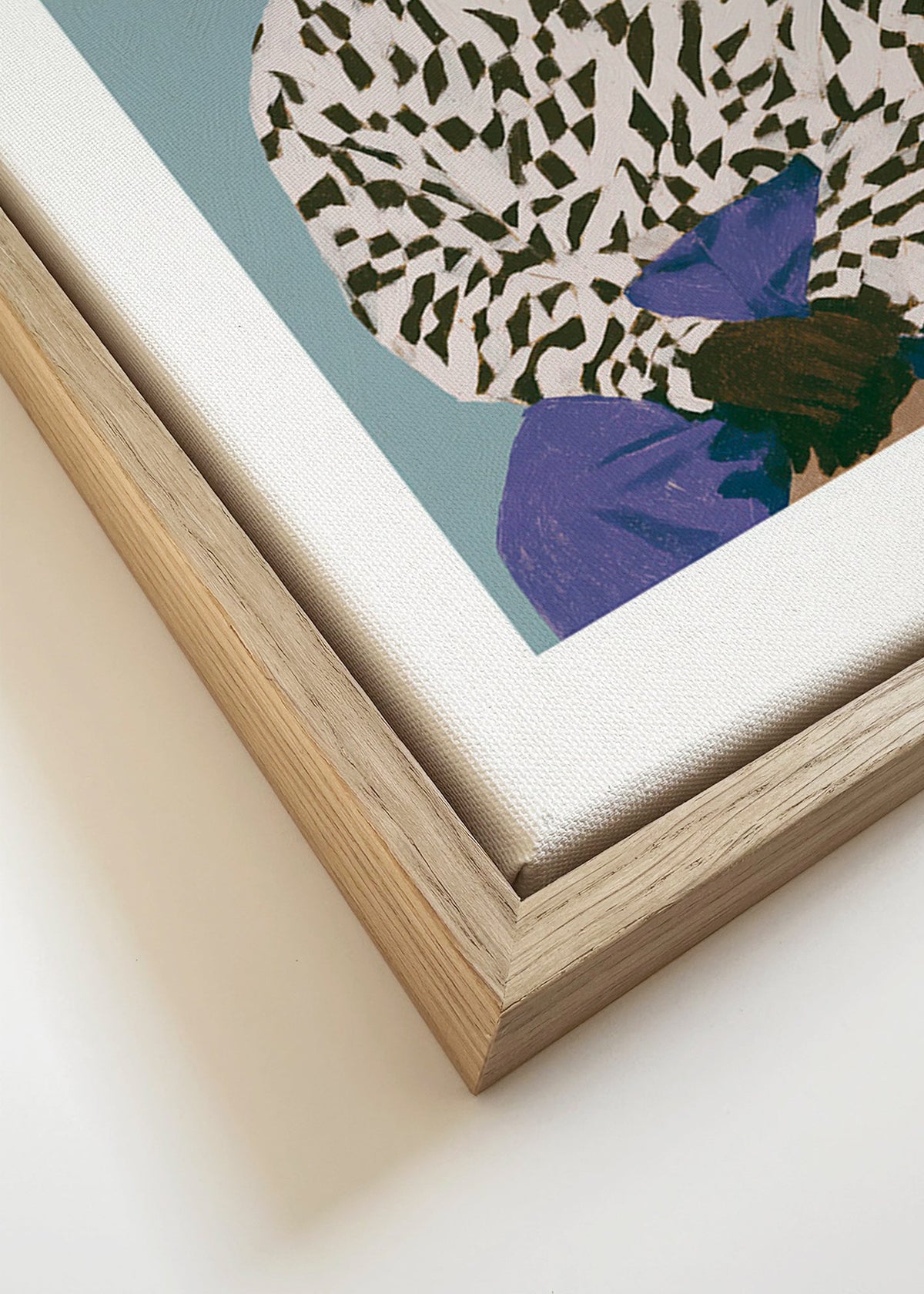Illustratie van zittend figuur met geprint hemd – Canvas detail