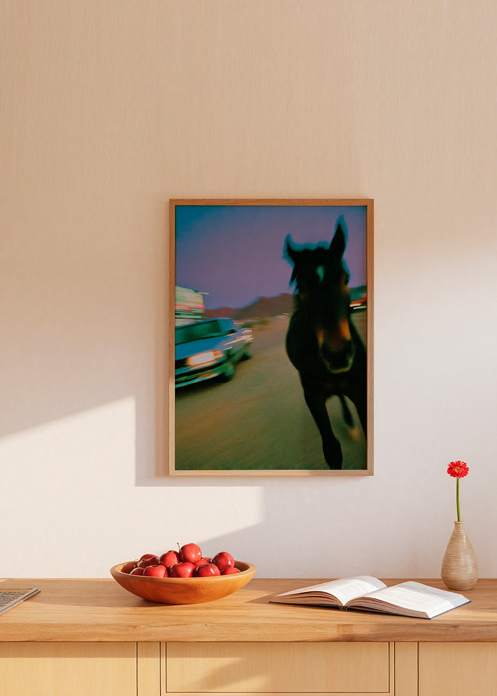 Œuvre cheval en mouvement au crépuscule