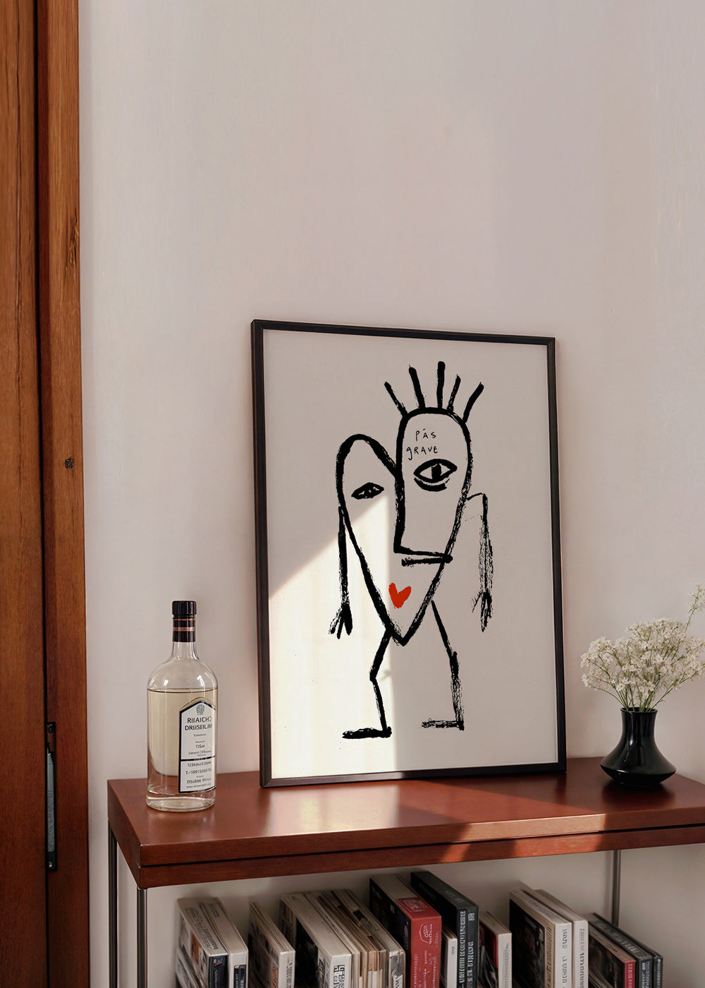 Abstract kunst lineair gezicht met rood hart