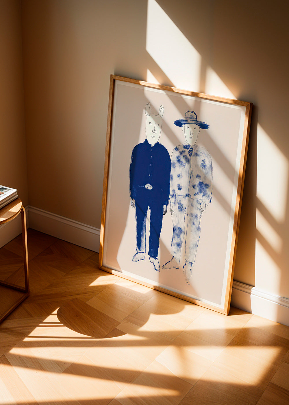 Illustration mit zwei Figuren und Hasen in blauer Tinte