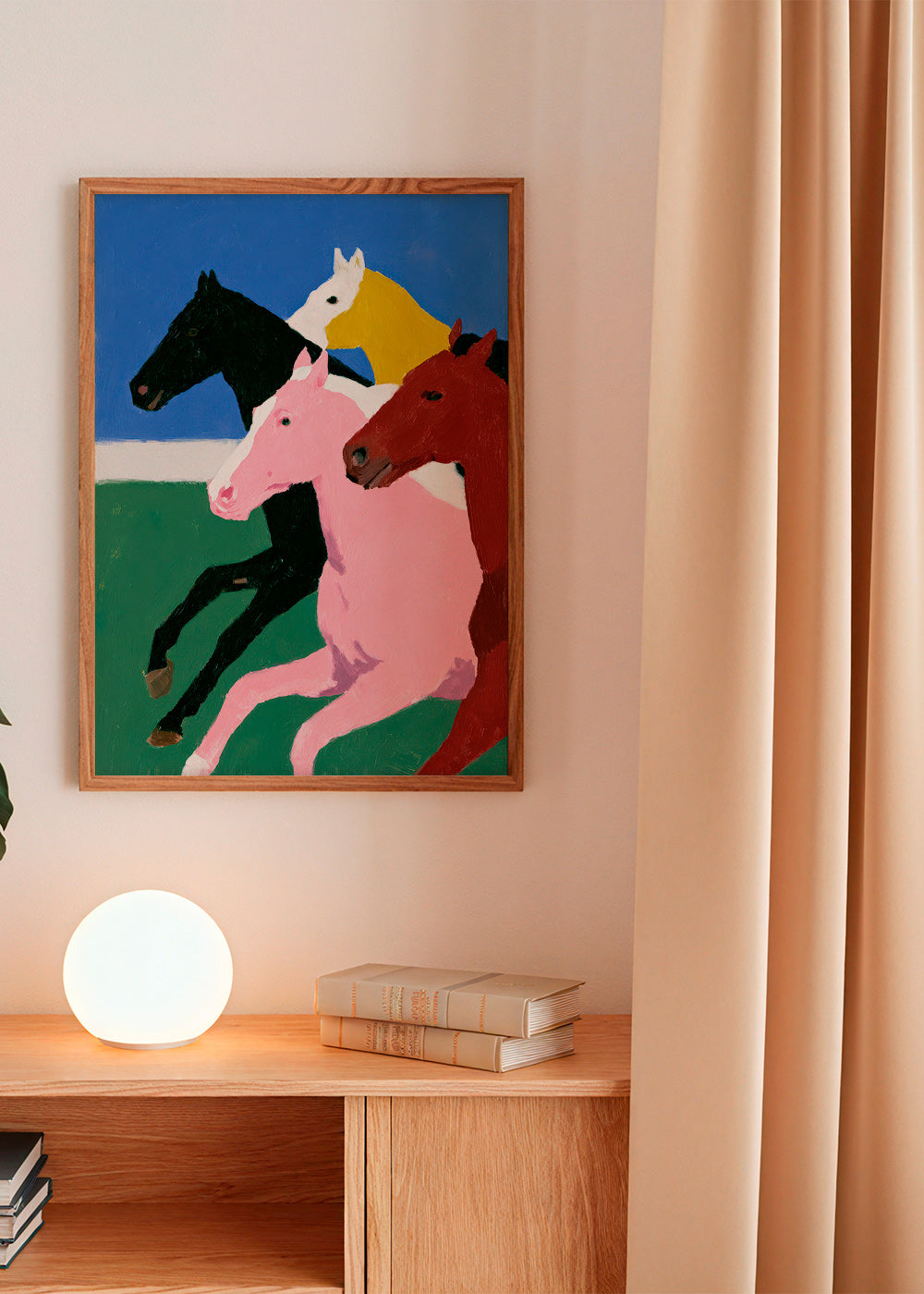 Kunstwerk vier rennende paarden met vlakke kleuren