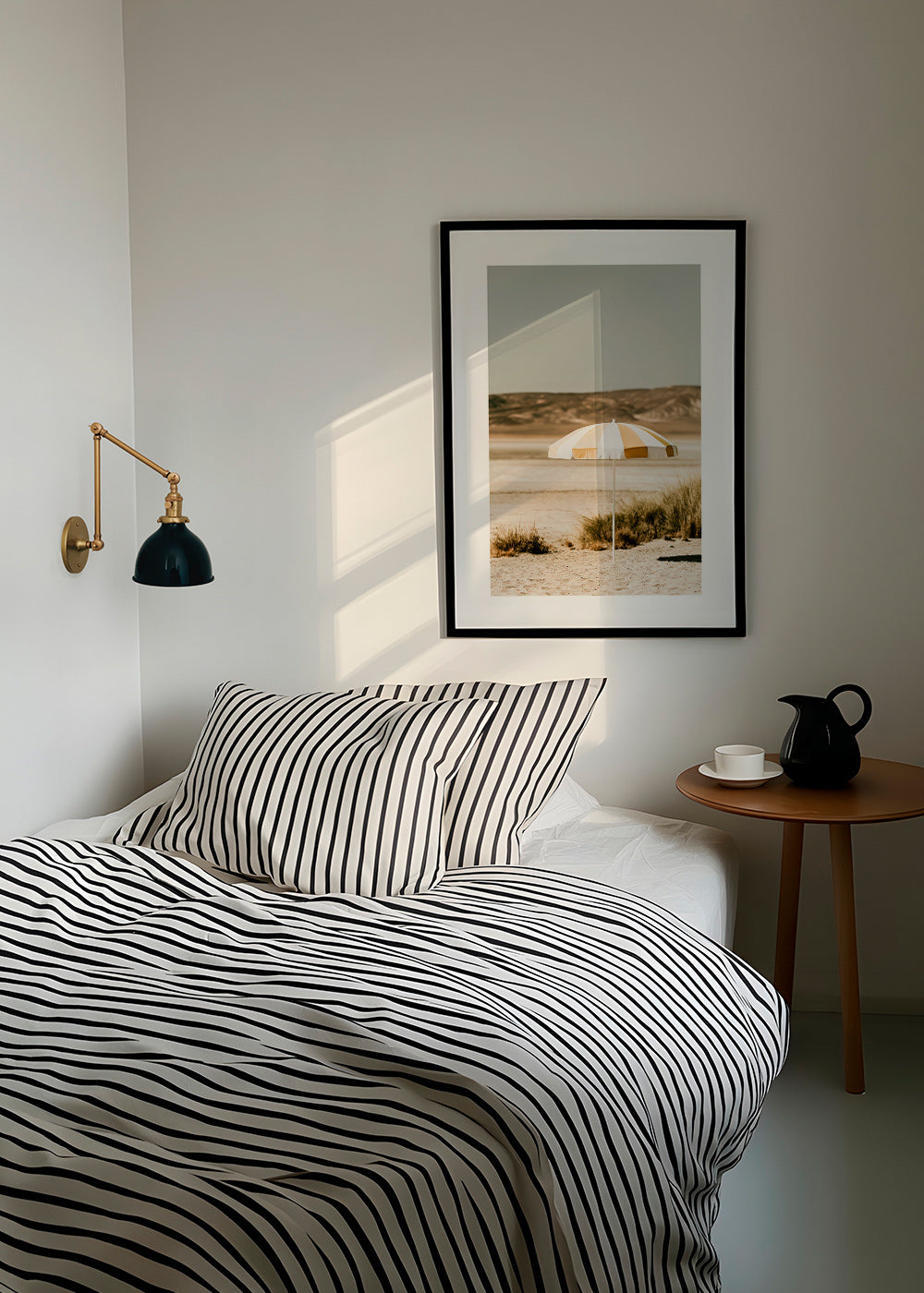 Landschap kunst met gestreepte strandparasol