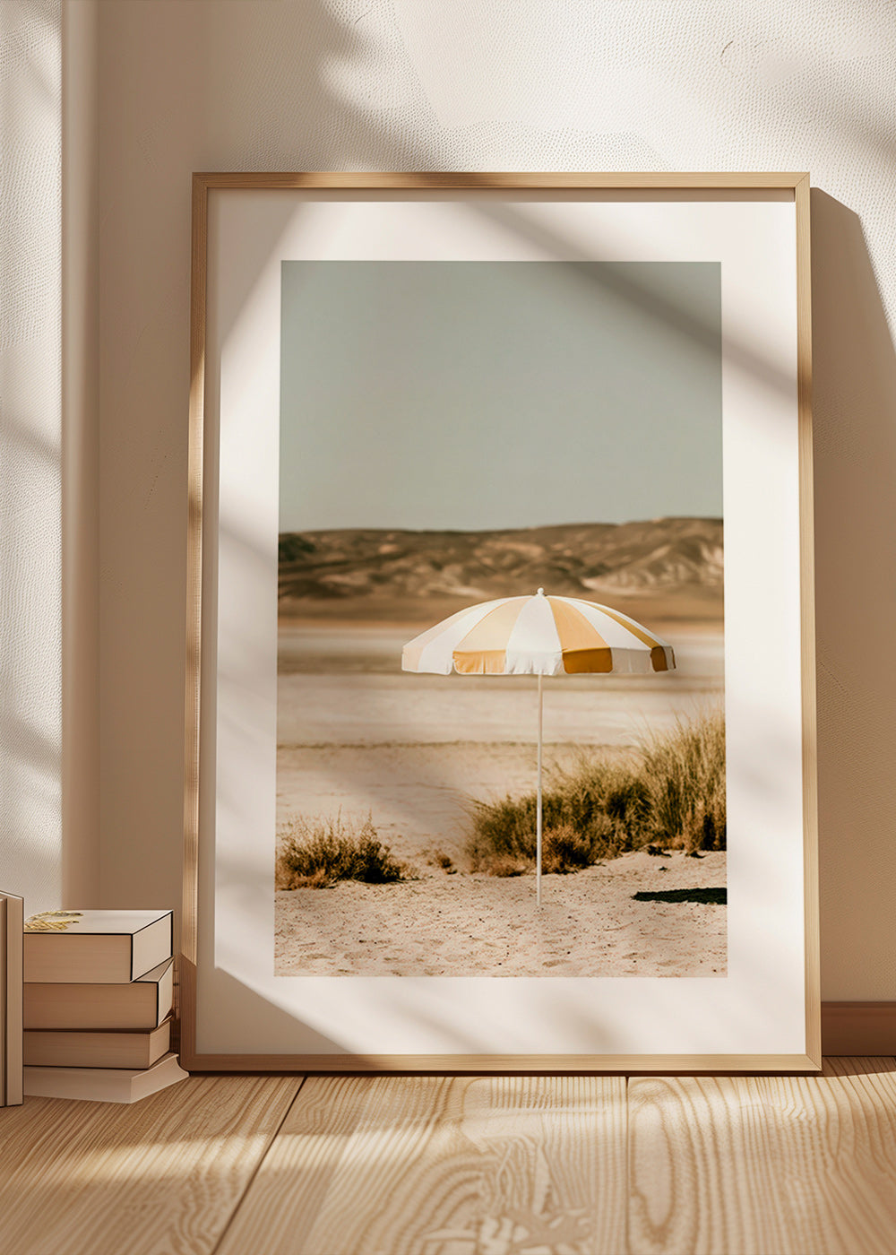Landschap kunst met gestreepte strandparasol