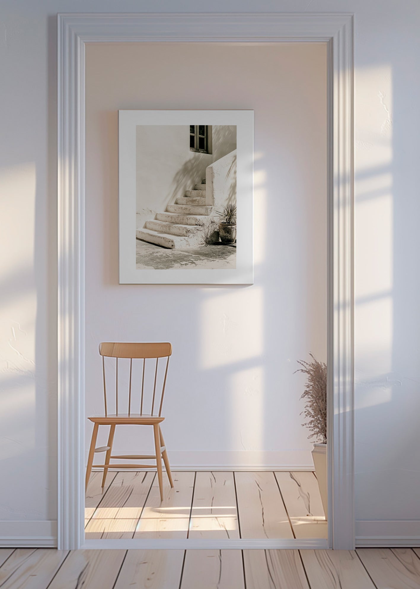 Photograph weiße Treppe mit Topfpflanze