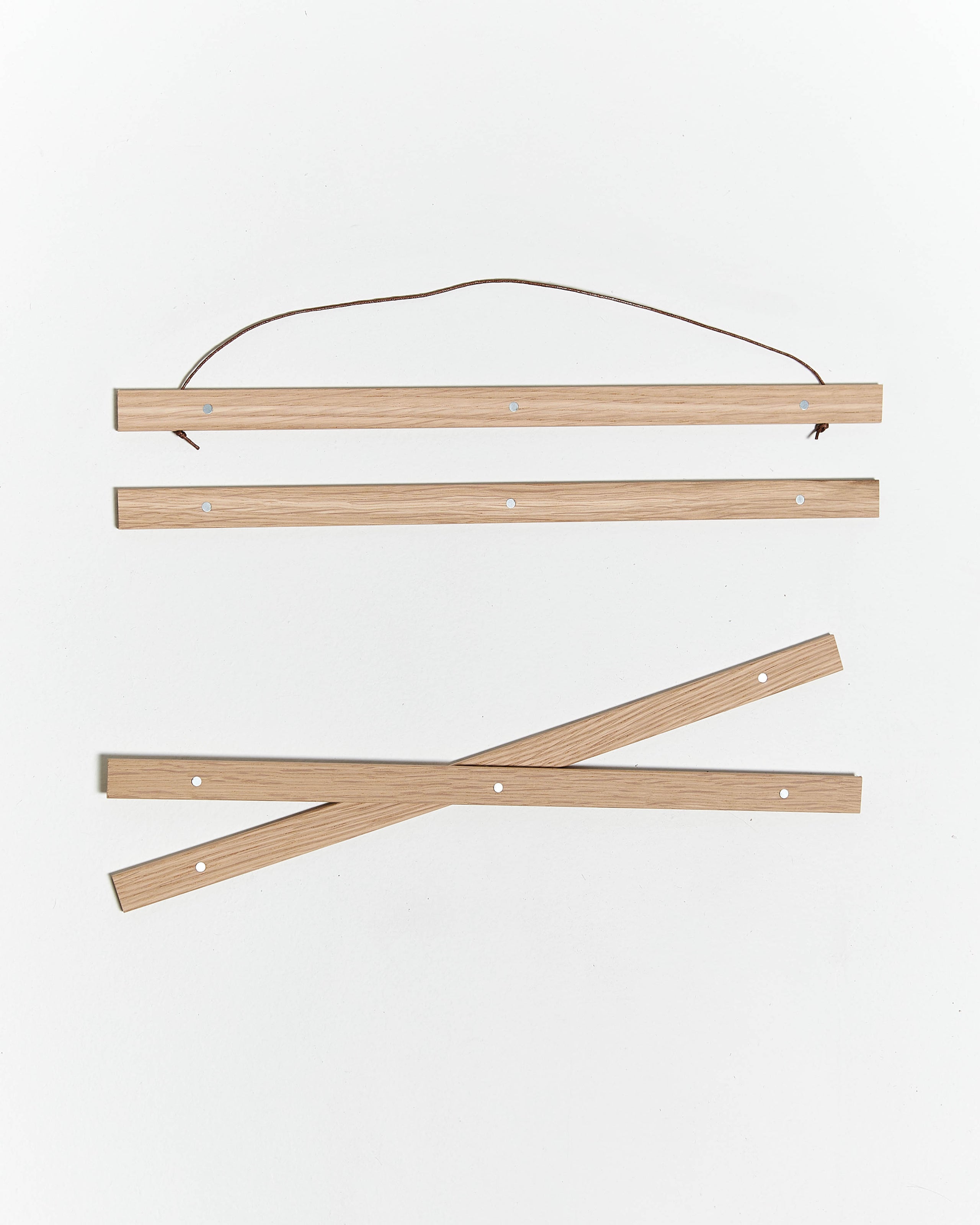 Porte affiche 40cm bois et couleur chêne